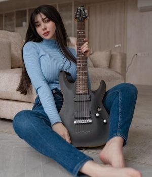 Call girl in Lucknow