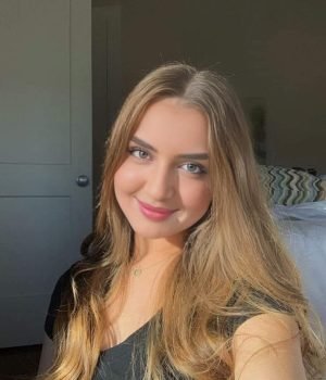 Call girl in Lucknow